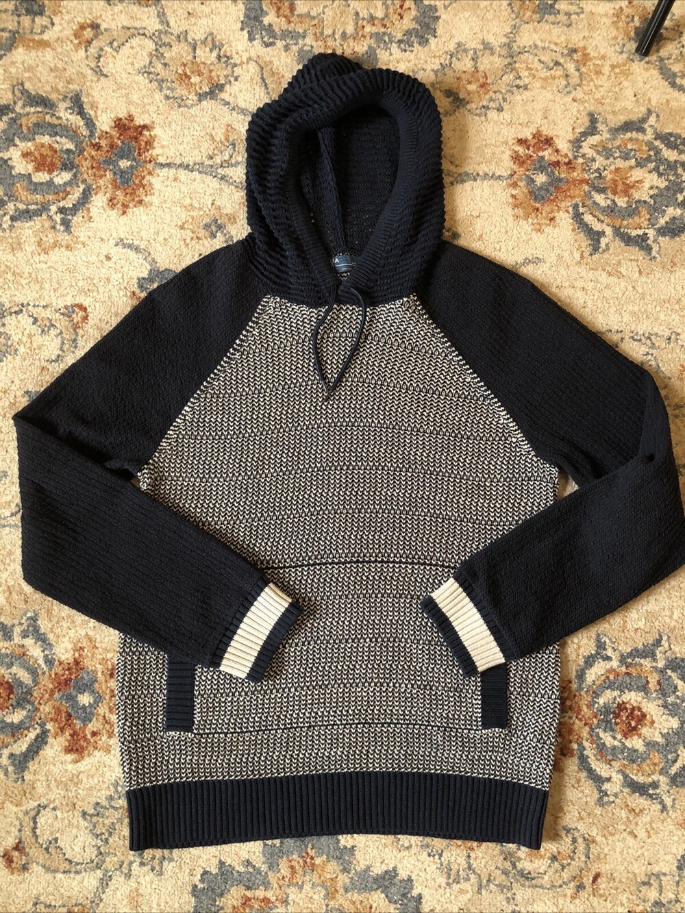 Under Armour Cable Knit Hooded Sweater Men’s Medium Blue Chunky
